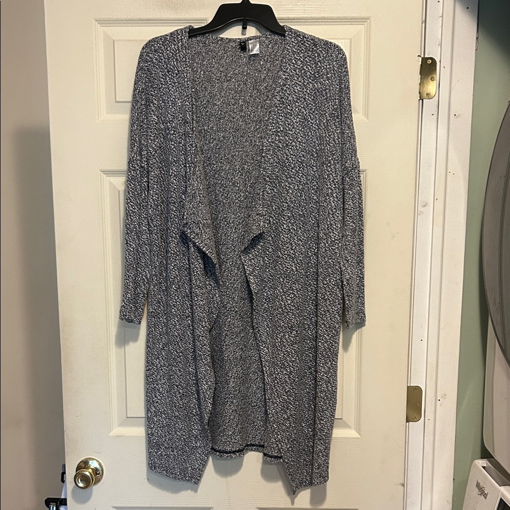 H&M Gray Open Front Cardigan Size Medium
